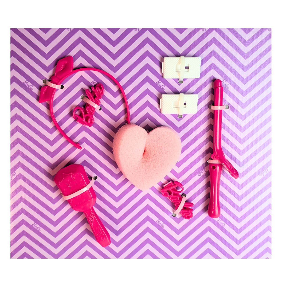 Kit De Acessórios Barbie Babyliss - Pupee Kit De Acessórios Barbie Babyliss - Pupee